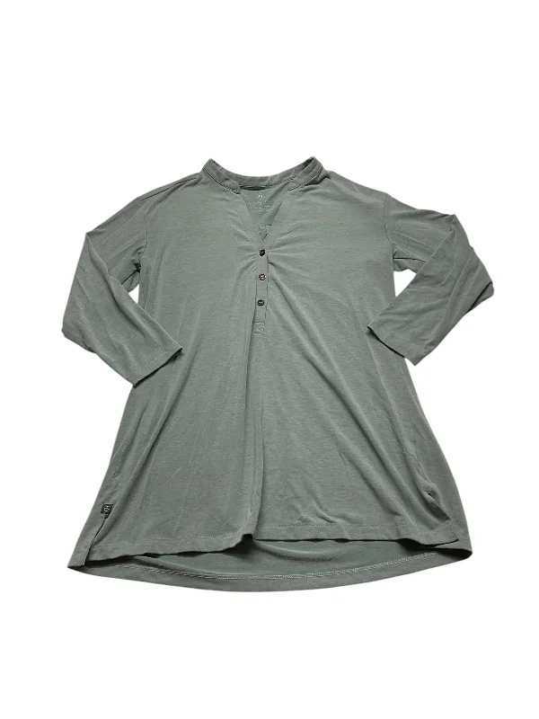 Top Long Sleeve By Clothes Mentor In Green, Size: M