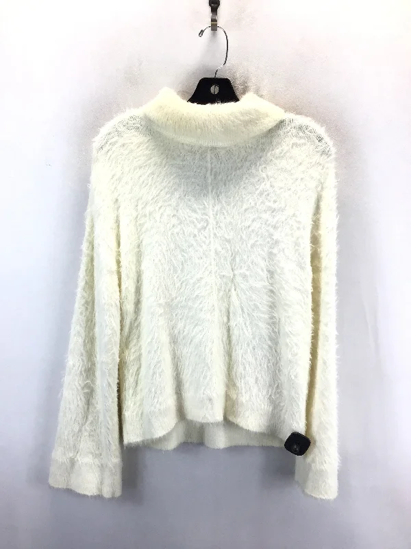 Top Long Sleeve Basic By Inc In Cream, Size: L