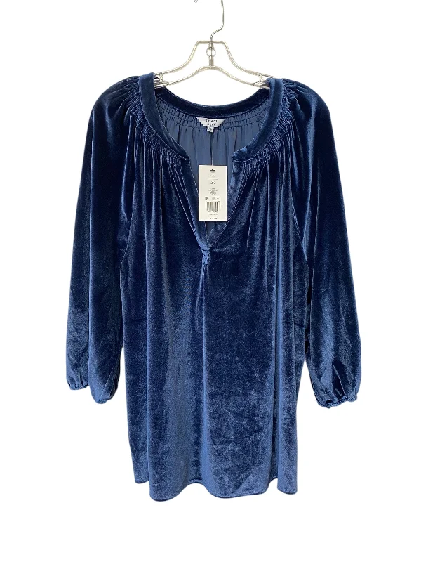 Top Long Sleeve By Crown And Ivy In Blue, Size: 2x