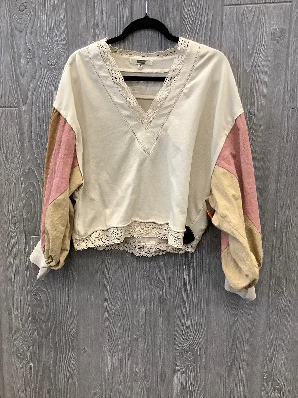 Top Long Sleeve By Clothes Mentor In Beige, Size: M